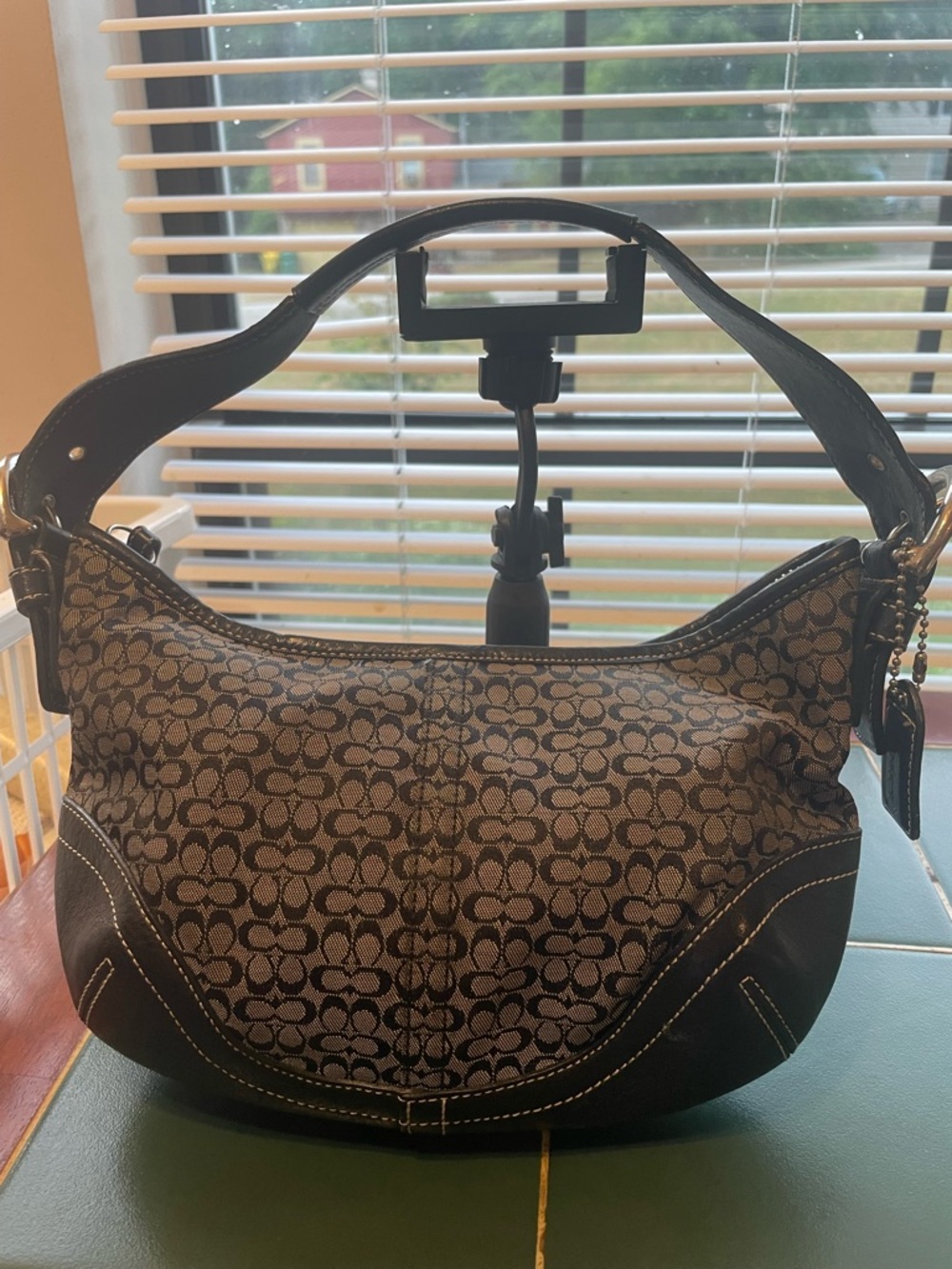Coach Signature Canvas Soho in Signature Black